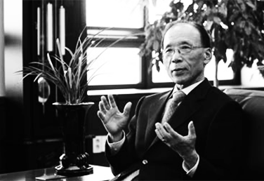 Portrait of the late Director Hyo Chul Myung
